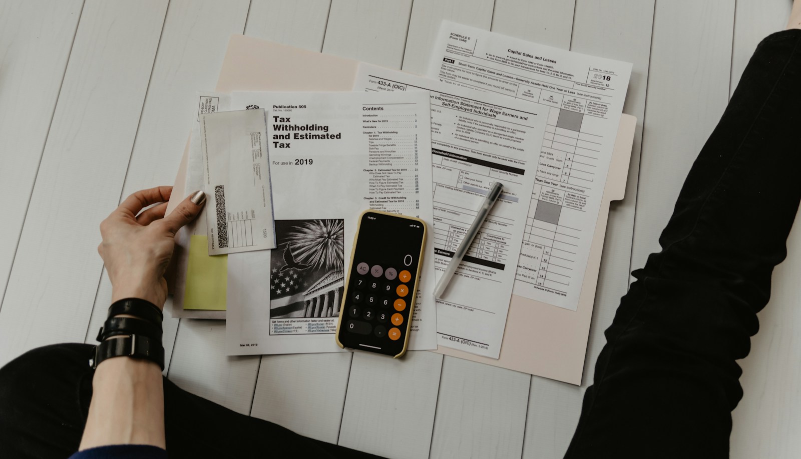 Snowball vs avalanche method: which one actually gets you out of debt faster
